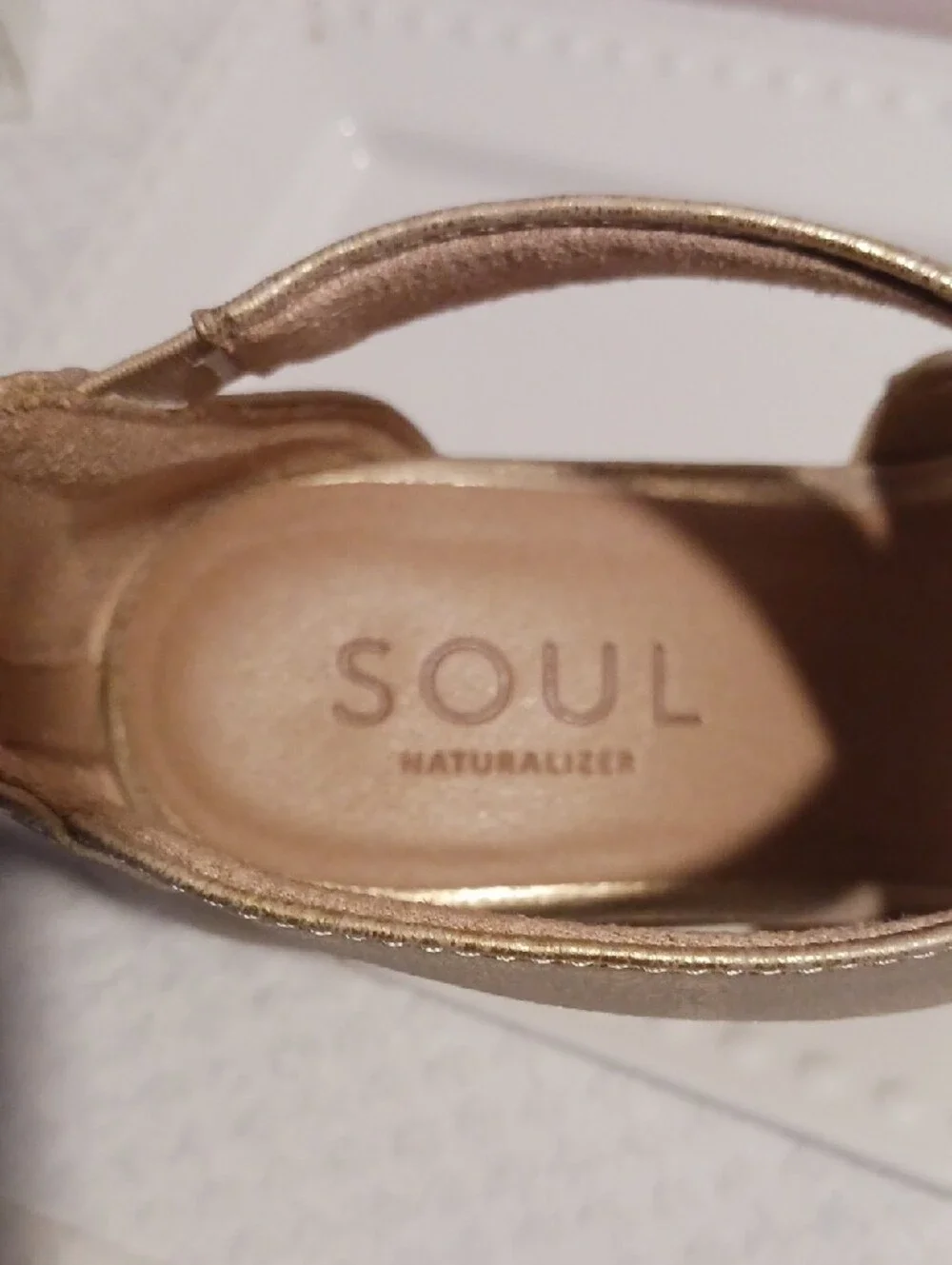 Gorgeous! Naturalizer Soul Metallic Gold Crisscross Wedge Sandals